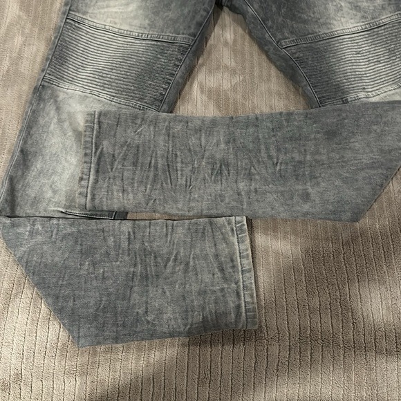 Men's Grey Jeans - Picture 2 of 5